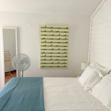 ヴィラ・ノヴァ・デ・ミルフォンテス A Casa Da Arvore Bed & Breakfast エクステリア 写真