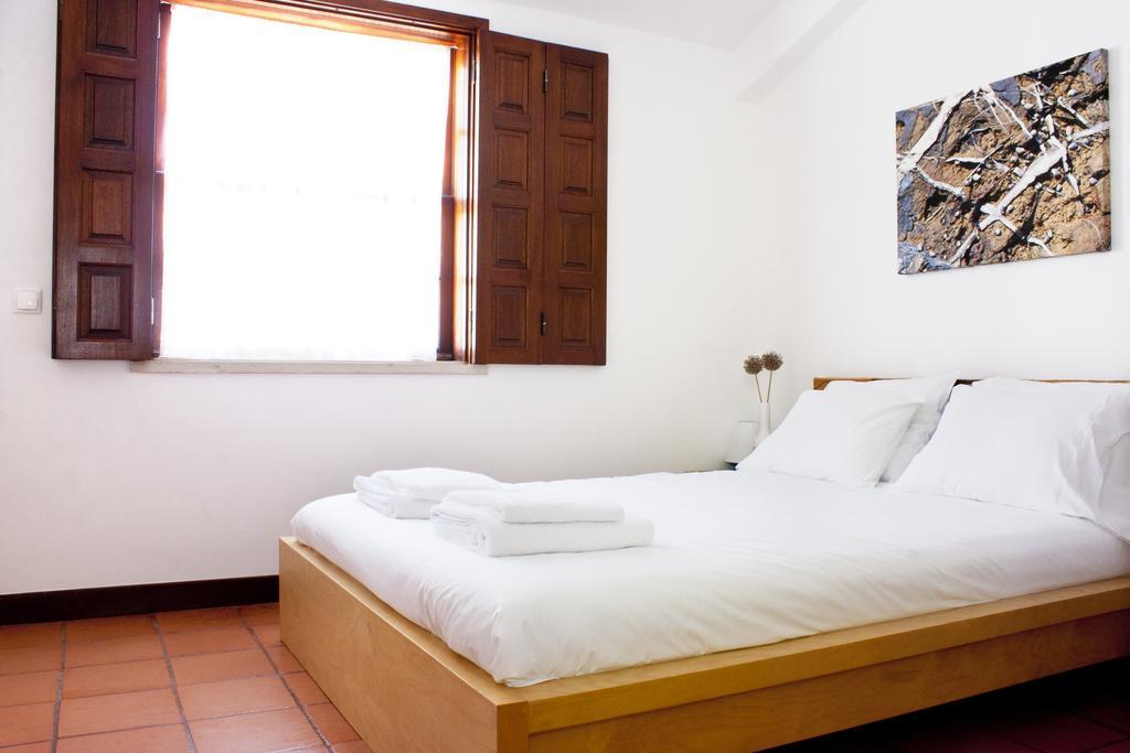 ヴィラ・ノヴァ・デ・ミルフォンテス A Casa Da Arvore Bed & Breakfast 部屋 写真