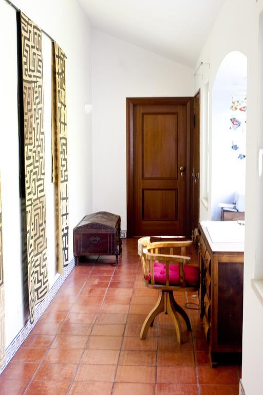 ヴィラ・ノヴァ・デ・ミルフォンテス A Casa Da Arvore Bed & Breakfast 部屋 写真